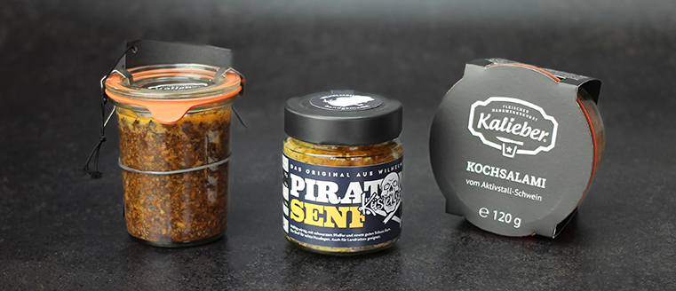 drei Delikatessen in Gläsern