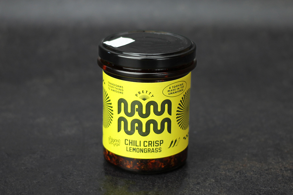 Pretty NamNam Chili Crisp Lemongrass Glas mit Würzöl & Chiliflocken