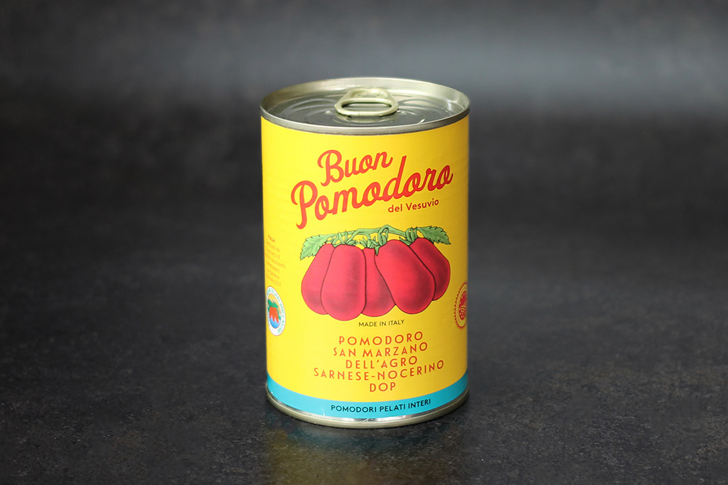 Viani Buon Pomodoro Geschälte San Marzano Tomaten  Konserve mit Tomaten
