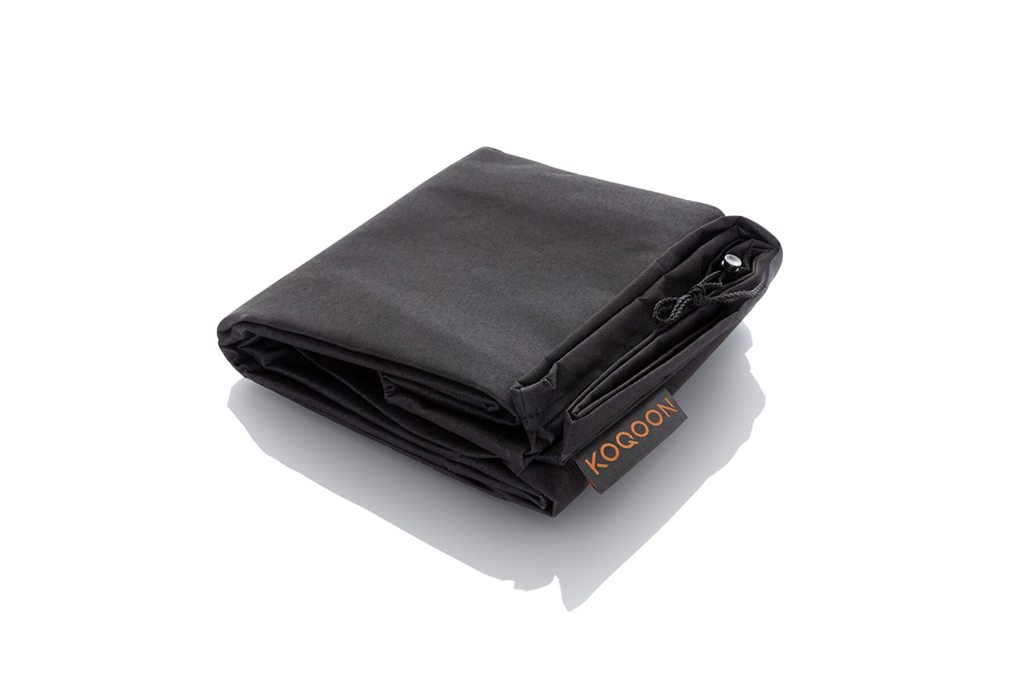 zusammengefaltete Abdeckhaube für Grill