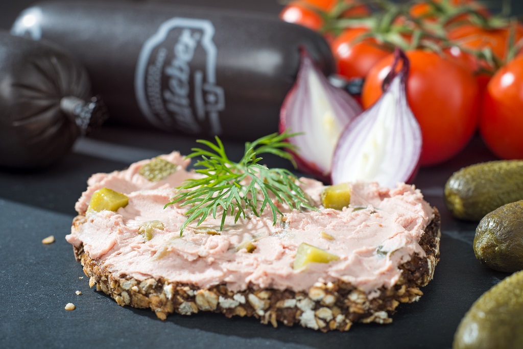 Gurkenleberwurst vom Aktivstall-Schwein Brot mit Leberwurst