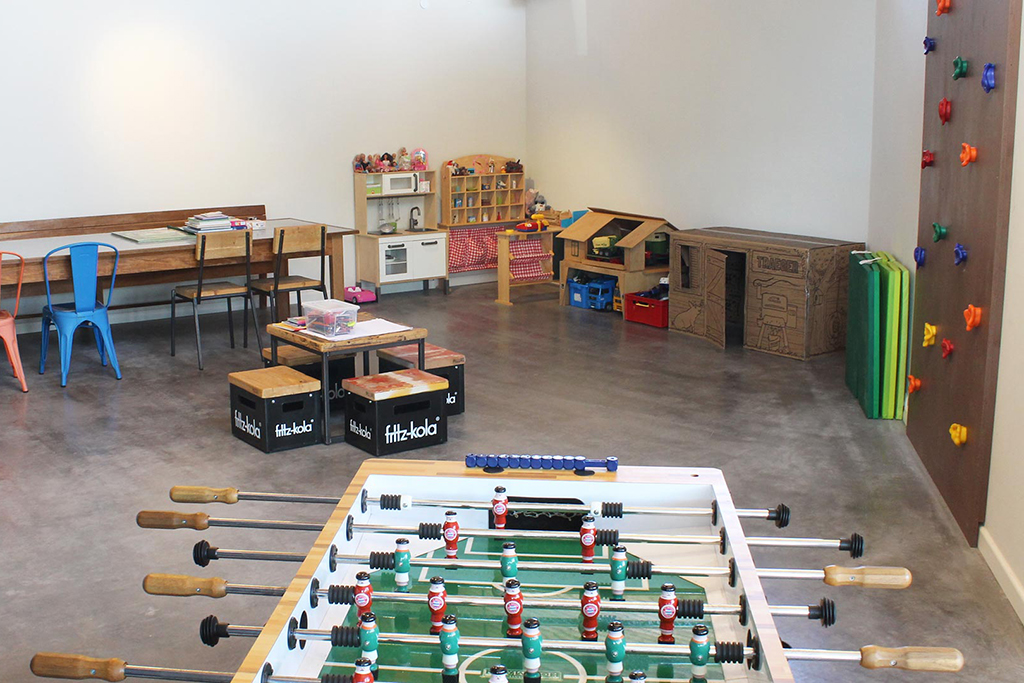 Kinderecke, Kicker, Kinderspielzeug