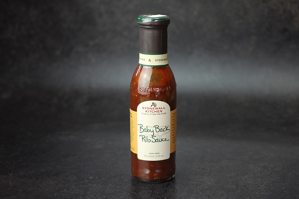 Flasche mit BBQ-Sauce