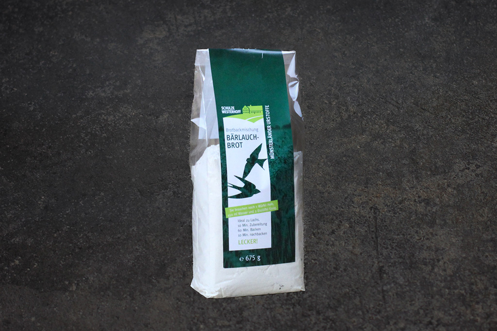 Tüte mit Brotbackmischung
