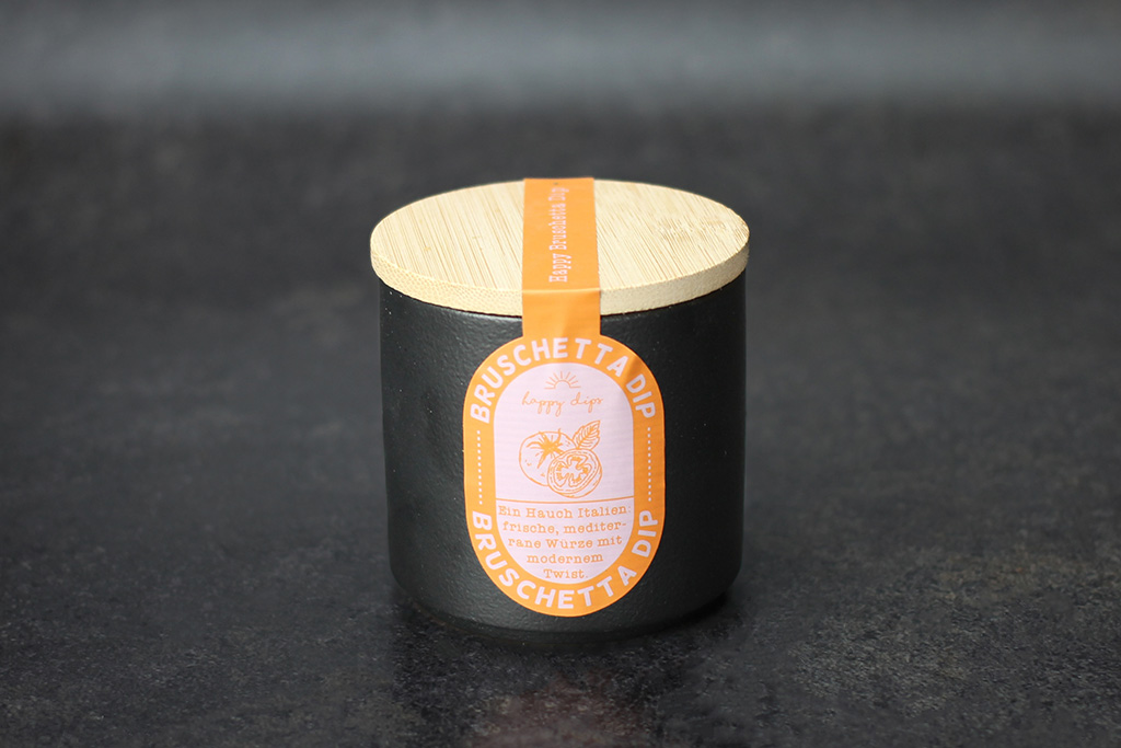 Dose mit Gewürzmischung