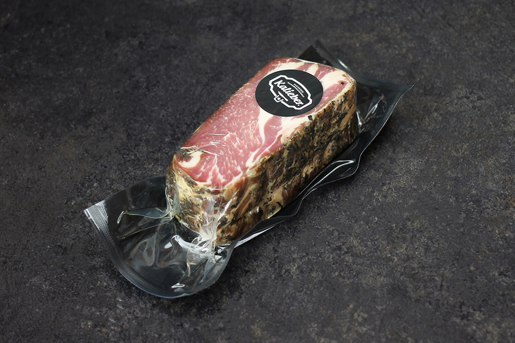 Packung Gekräuterter Kamm vom Aktivstall-Schwein