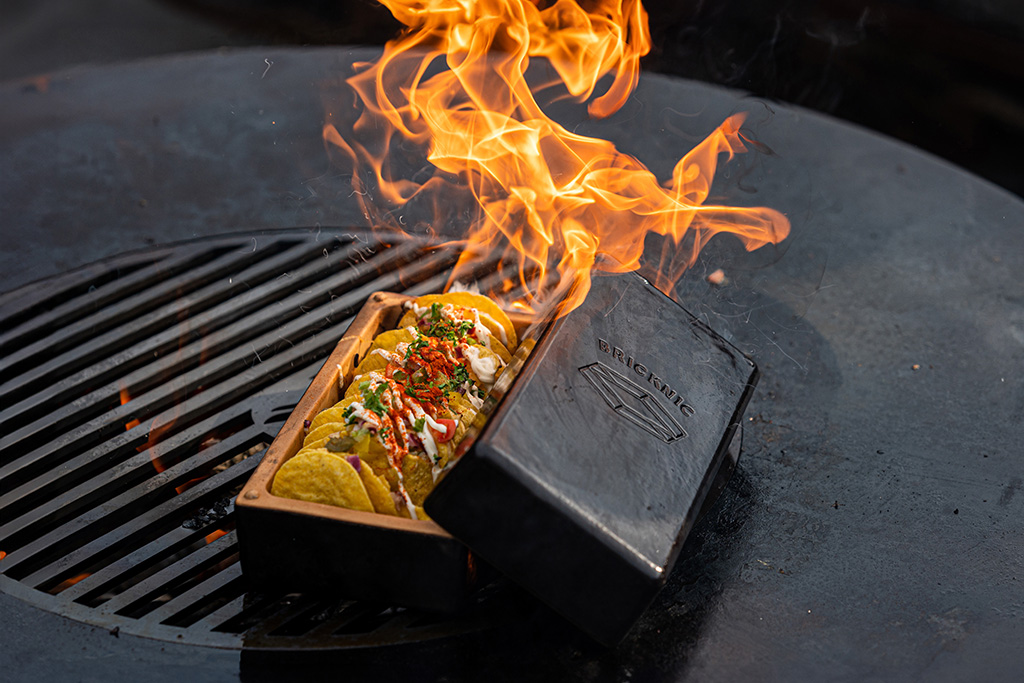 BRICKNIC Kochziegel mit Taccos und mehr auf einem Grill