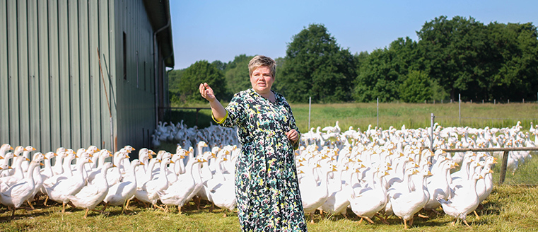 Landwirtin Iris Tapphorn in Gänseweide