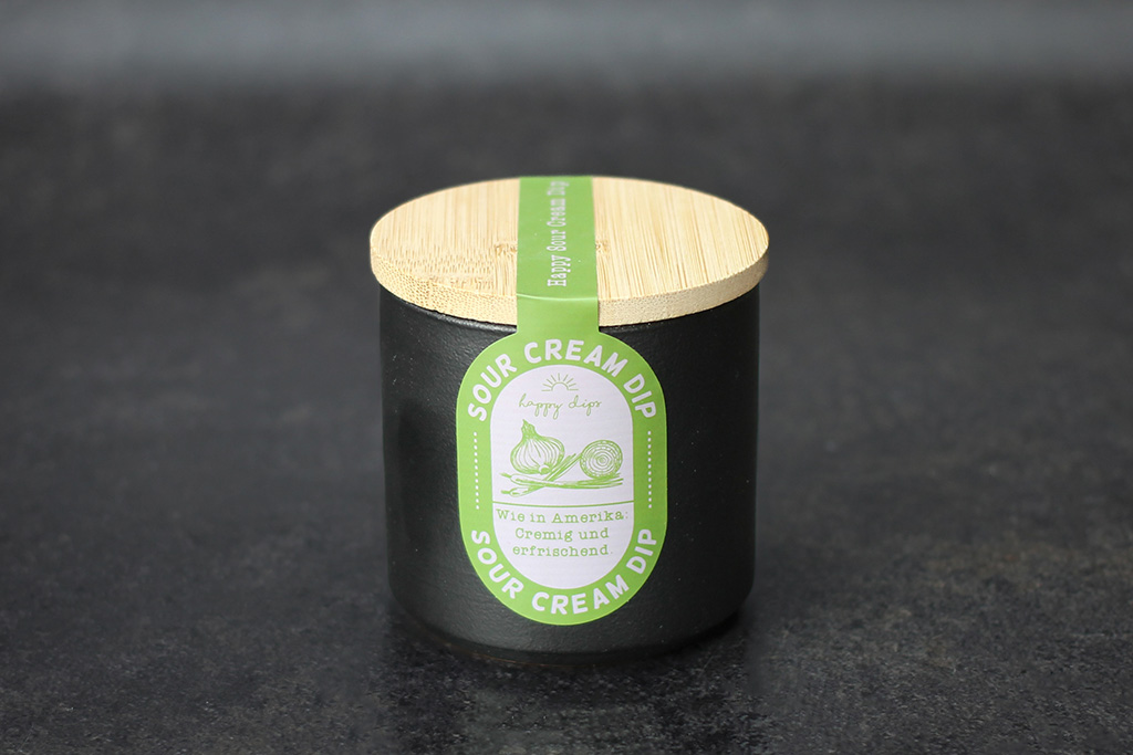 Dose mit Gewürzmischung