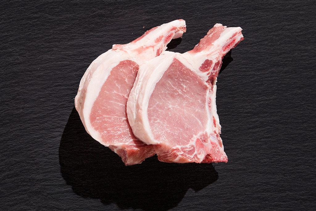 zwei Koteletts vom Bunten Bentheimer Schwein