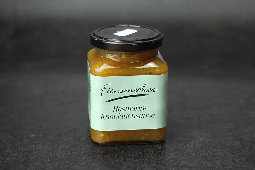 Fiensmecker Rosmarin Knoblauch Sauce  ein Glas Fiensmecker Rosmarin Knoblauch Sauce