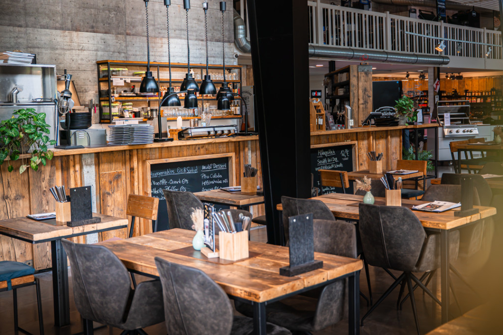 Einblick in Restaurant Gastraum BBQ-BASE