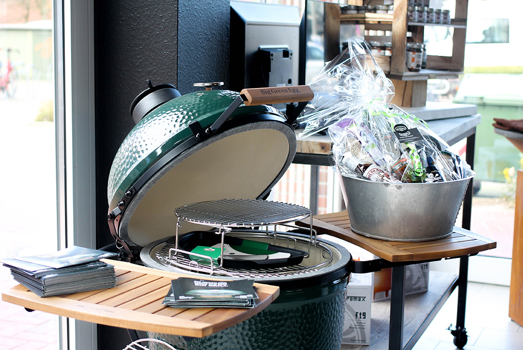 Keramik-Grill & Präsentkorb