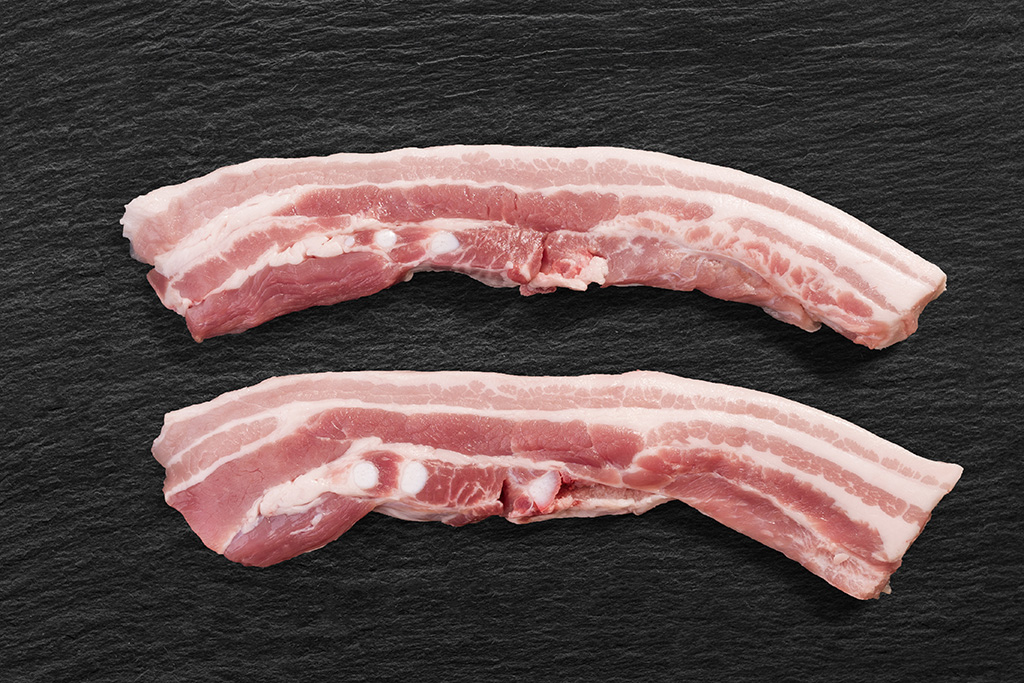 zwei Scheiben Bauchsteak
