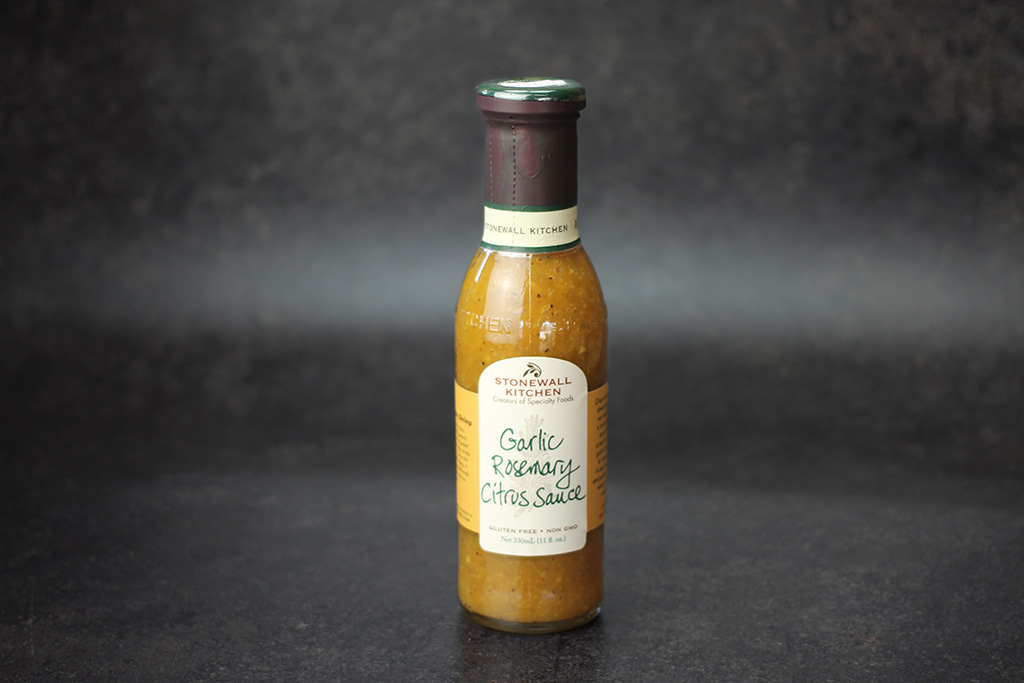 Flasche mit BBQ-Sauce