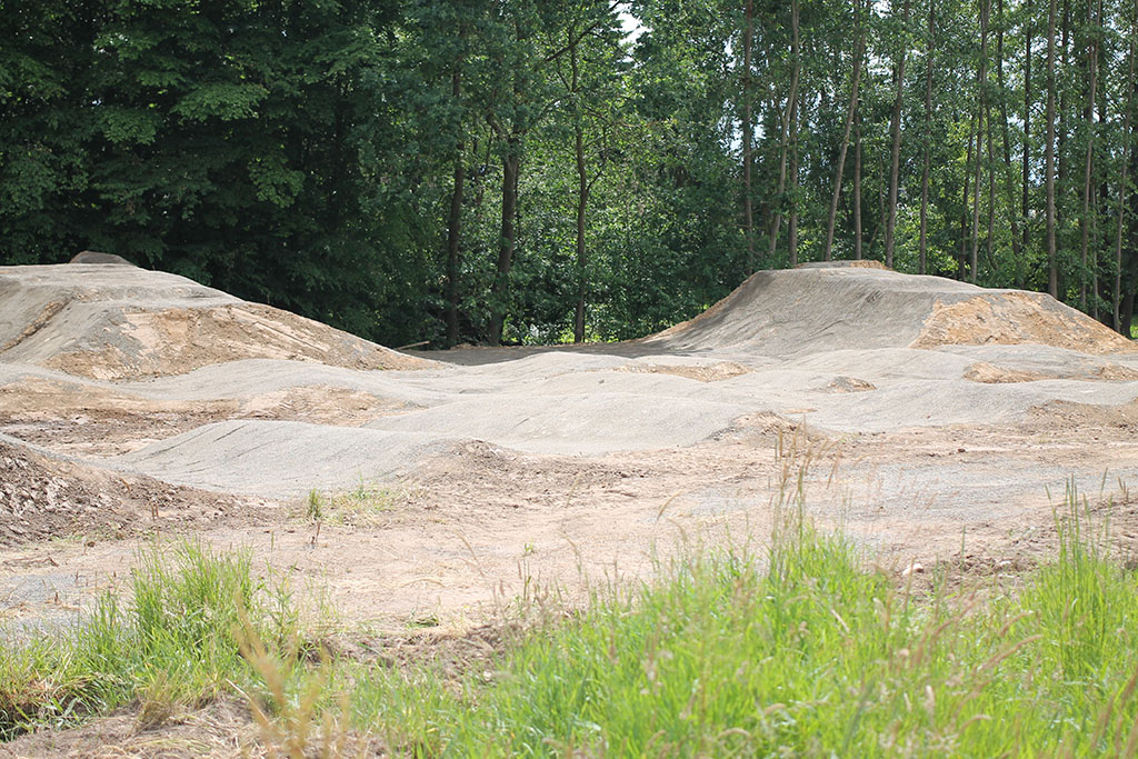 Dirtpark/Bikepark Hügel